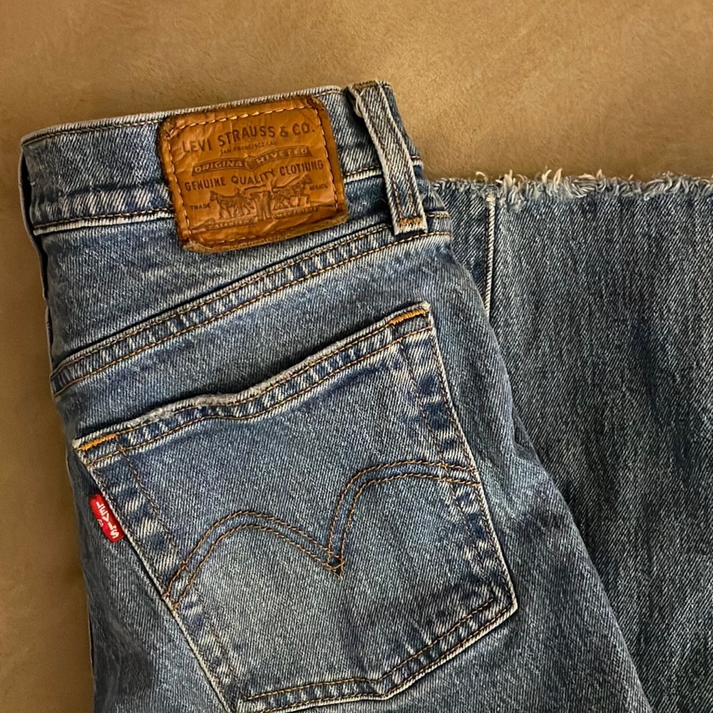 Levi Wedgie straight